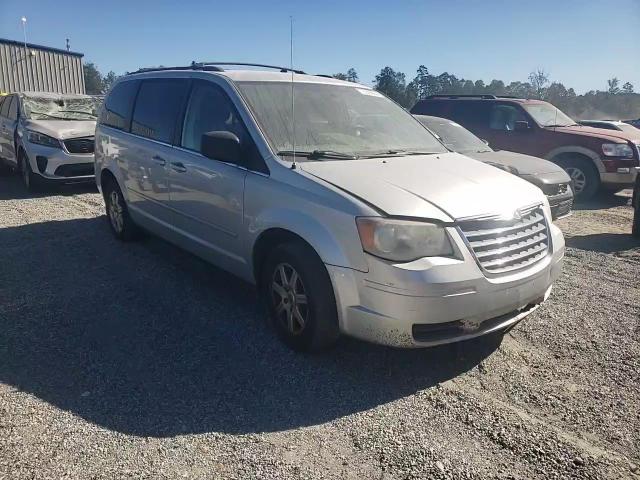 2010 Chrysler Town & Country Lx VIN: 2A4RR2D18AR456356 Lot: 75295984