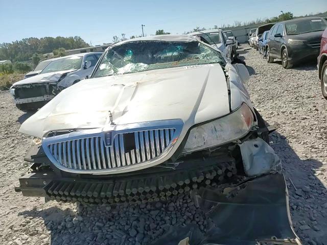 2006 Lincoln Town Car Signature VIN: 1LNHM81V76Y621421 Lot: 75429704