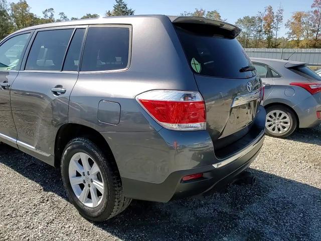 2012 Toyota Highlander Base VIN: 5TDBK3EH3CS124719 Lot: 76926604