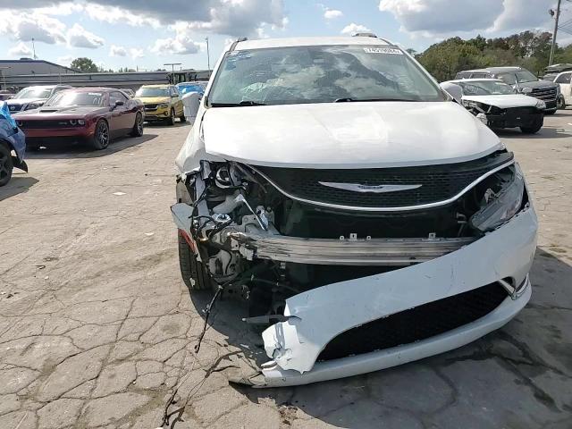 2C4RC1BG6HR788055 2017 Chrysler Pacifica Touring L