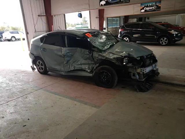 2012 Toyota Prius - Image 10