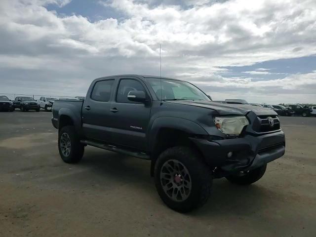 2014 Toyota Tacoma - Image 11
