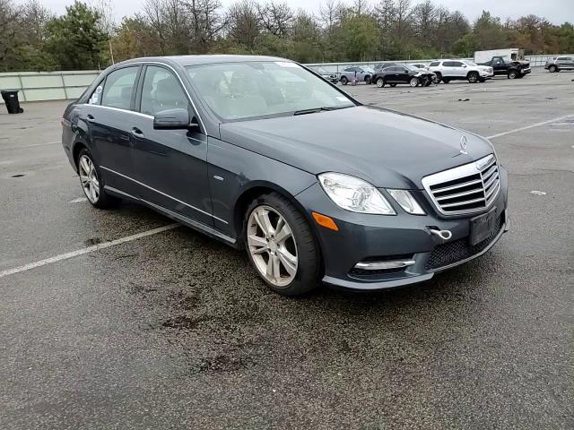 2012 Mercedes-Benz E 350 4Matic VIN: WDDHF8JB5CA569883 Lot: 68859714