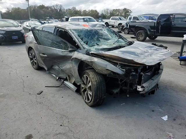 2017 Nissan Maxima - Image 11