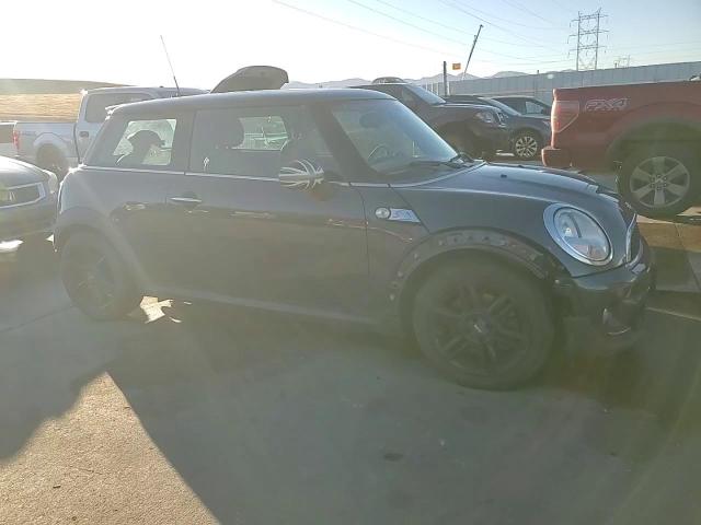 2013 Mini Cooper S VIN: WMWSV3C57DT396965 Lot: 77221344