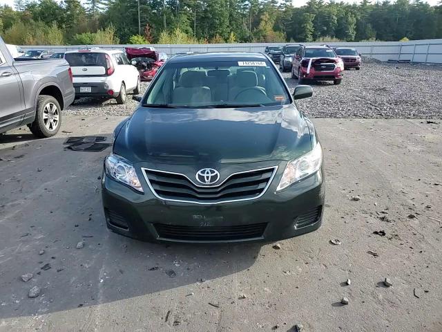 2010 Toyota Camry - Image 11