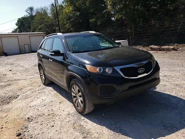 2011 Kia Sorento Base VIN: 5XYKT4A29BG175805 Lot: 75312174