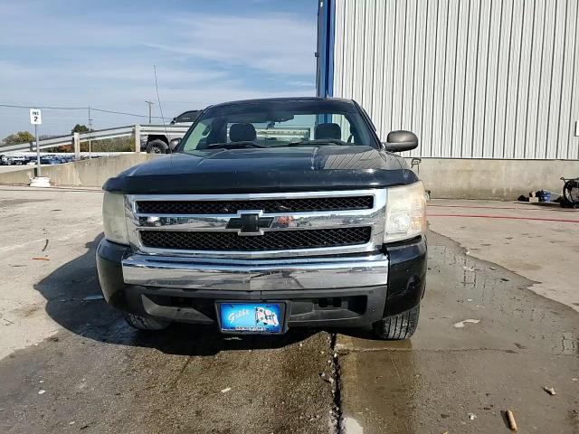 2008 Chevrolet Silverado C1500 VIN: 1GCEC14X18Z181286 Lot: 77994904