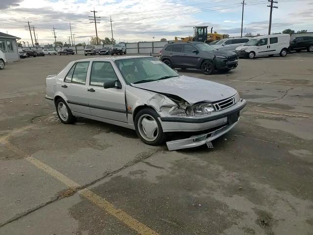 1995 Saab 9000 - Image 11