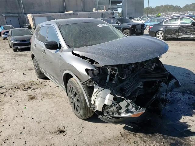 2018 Nissan Rogue - Image 12