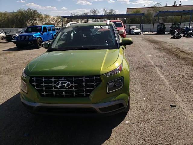 2021 Hyundai Venue - Image 11