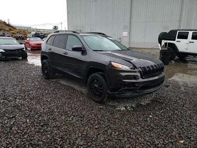 2016 Jeep Cherokee Latitude VIN: 1C4PJMCS9GW204741 Lot: 76108864