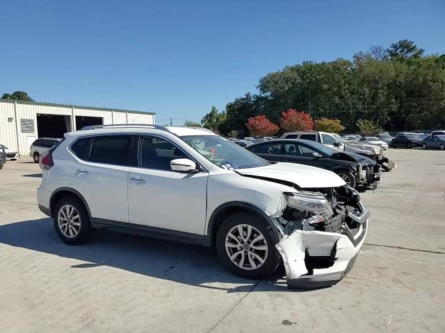 2019 Nissan Rogue - Image 11
