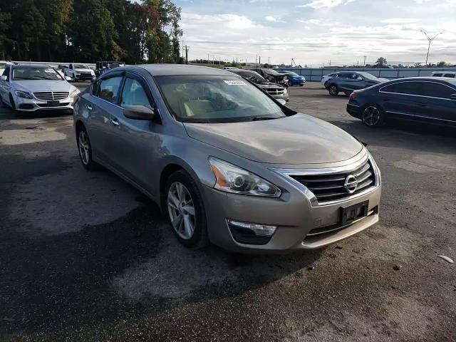 2014 Nissan Altima - Image 11