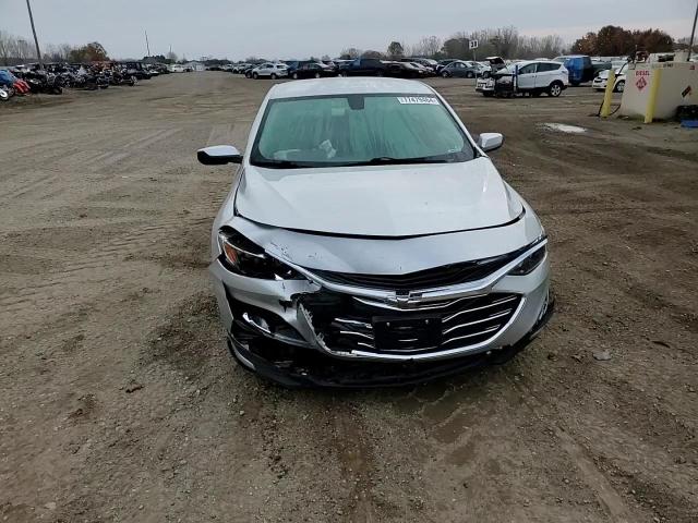 2021 Chevrolet Malibu - Image 13