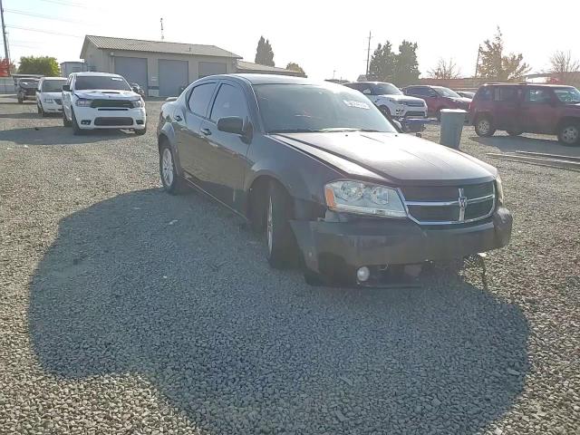 2010 Dodge Avenger - Image 11