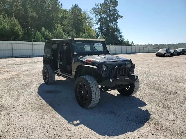 2014 Jeep Wrangler Unlimited Sport VIN: 1C4BJWDGXEL261156 Lot: 74999434