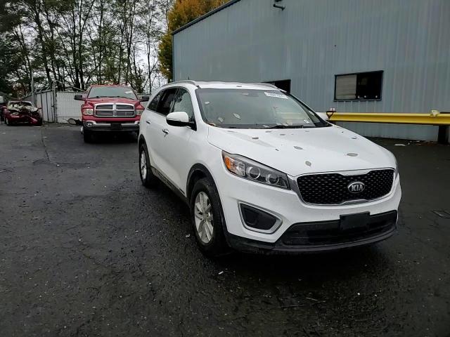 2017 Kia Sorento Lx VIN: 5XYPGDA57HG218325 Lot: 78881524