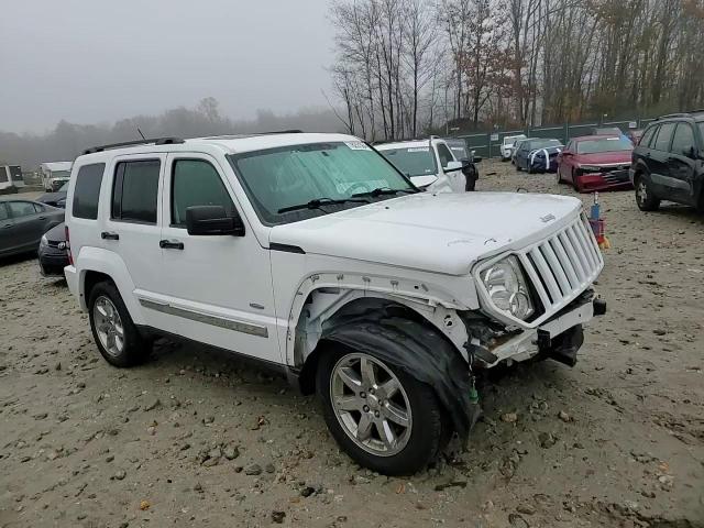2012 Jeep Liberty (North America) - Image 11