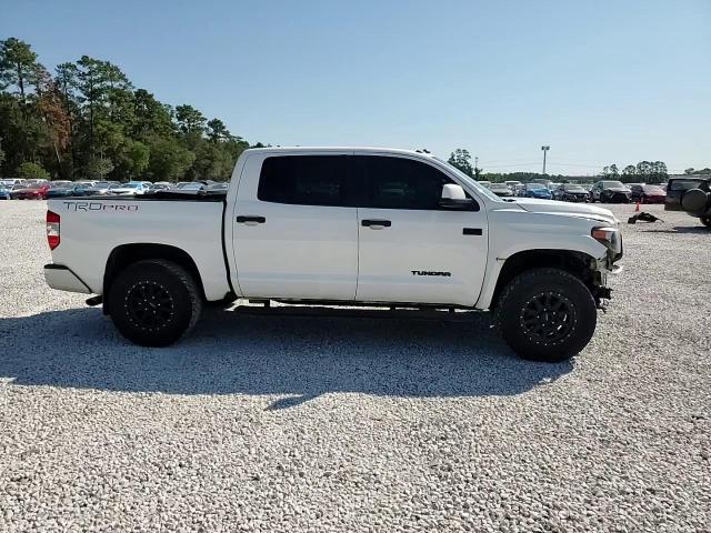 5TFDW5F1XGX528692 2016 Toyota Tundra Crewmax Sr5