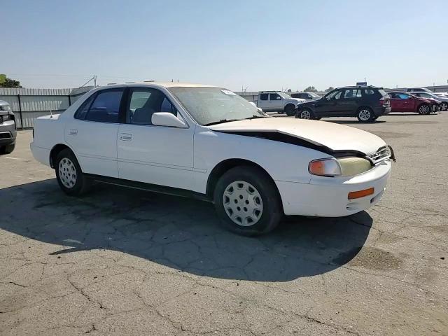 1995 Toyota Camry Le VIN: 4T1SK12E9SU890846 Lot: 75946924