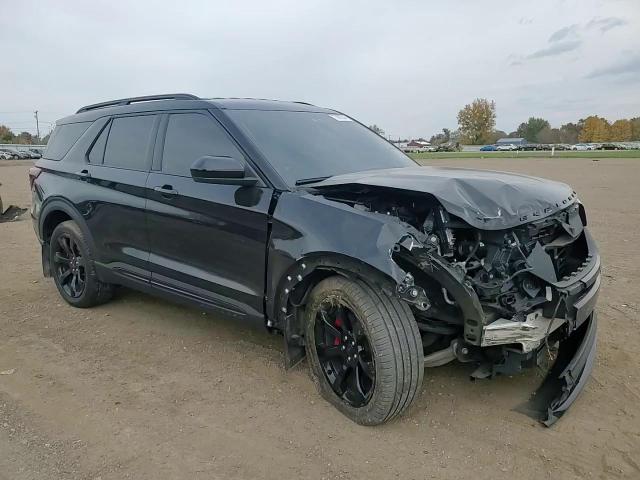 2022 Ford Explorer - Image 11