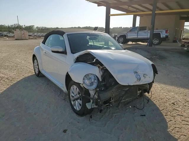 3VW5DAAT9JM512117 2018 Volkswagen Beetle S