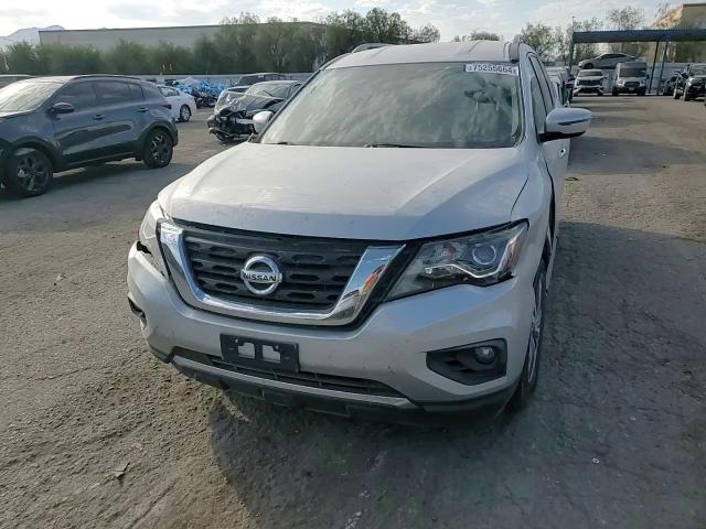 2019 Nissan Pathfinder S VIN: 5N1DR2MM2KC597679 Lot: 75255664