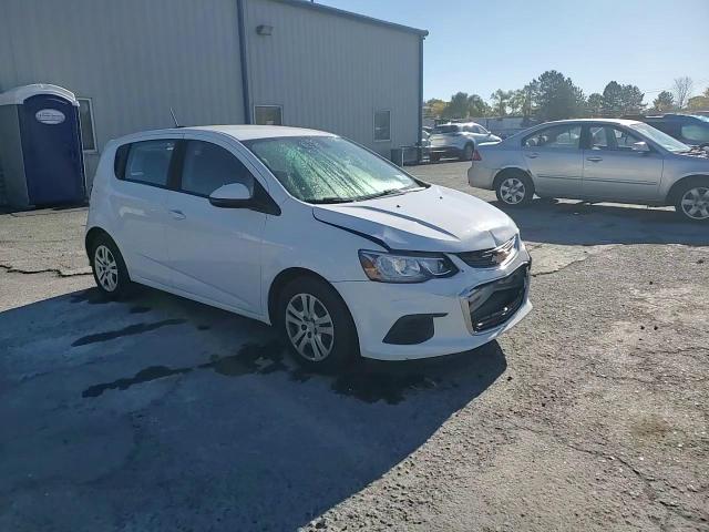 2020 Chevrolet Sonic VIN: 1G1JG6SB6L4116276 Lot: 75855404