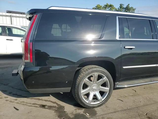 2019 Cadillac Escalade Esv Luxury VIN: 1GYS4HKJ9KR112113 Lot: 74227984