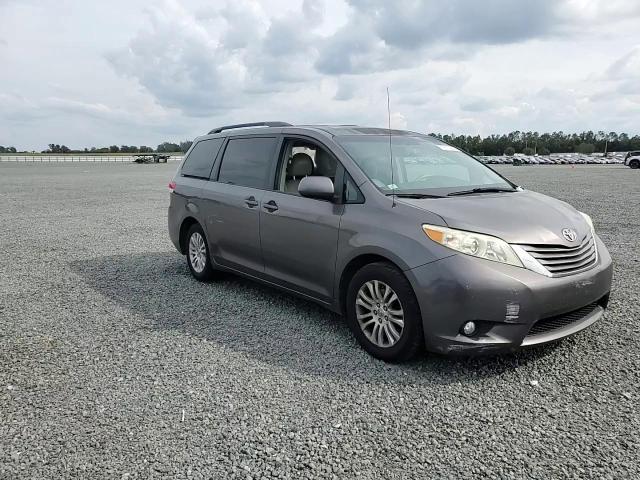 2011 Toyota Sienna Xle VIN: 5TDYK3DC7BS136676 Lot: 78170604