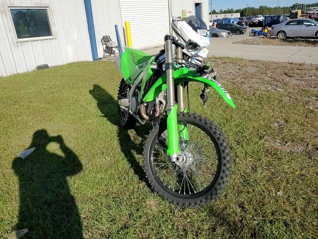 2025 Kawasaki Kx450 M VIN: JKAKXGMC1SA008410 Lot: 76675534