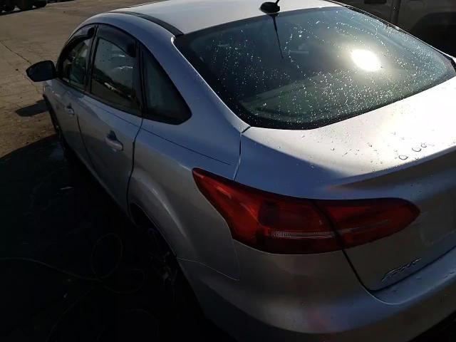 2017 Ford Focus - Image 13