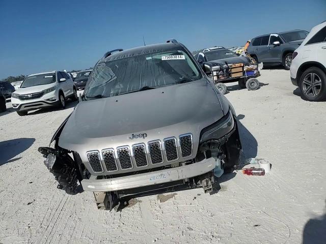 2020 Jeep Cherokee Latitude Plus VIN: 1C4PJLLB8LD547542 Lot: 75083814