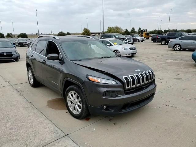 2016 Jeep Cherokee Latitude VIN: 1C4PJLCB9GW274573 Lot: 78181574