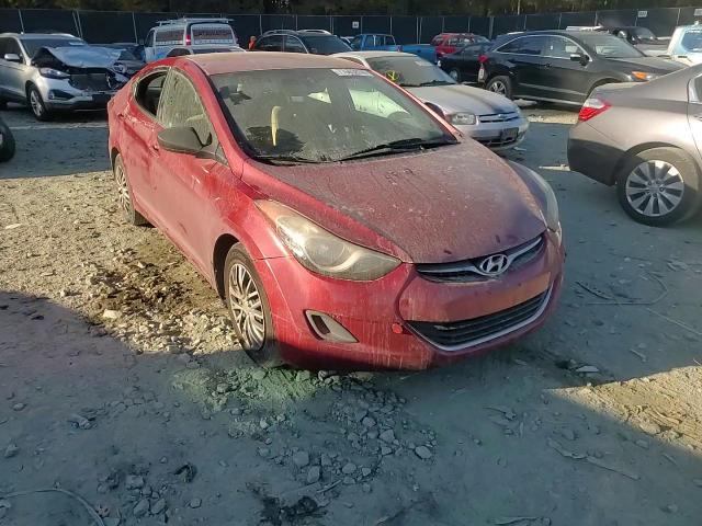 2012 Hyundai Elantra - Image 10