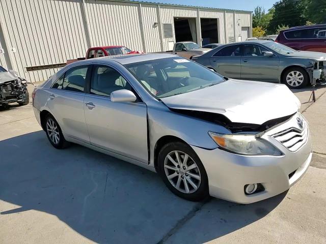 2010 Toyota Camry - Image 11