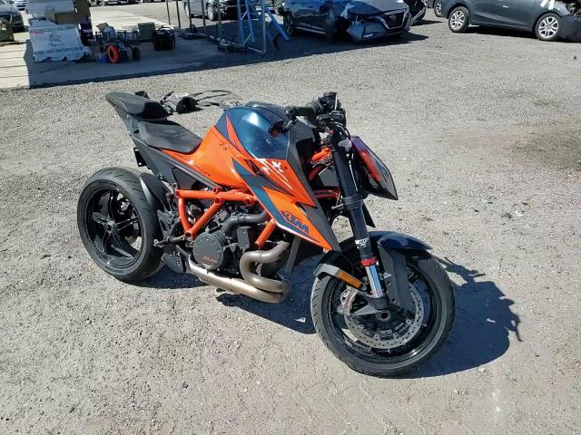 2020 Ktm 1290 Super Duke R VIN: VBKV39406LM924790 Lot: 75602874