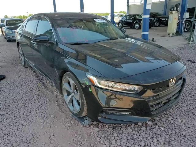 1HGCV2F94JA037162 2018 Honda Accord Touring