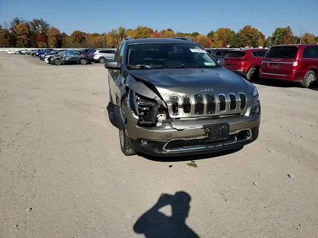 2016 Jeep Grand Cherokee - Image 14
