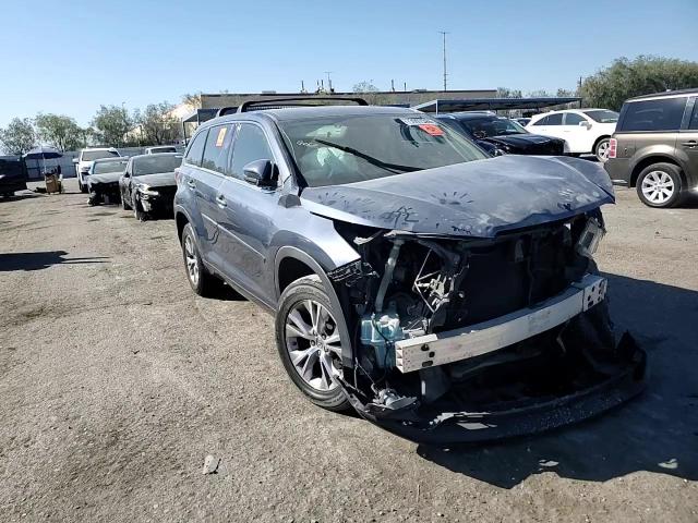 5TDZKRFH9FS053238 2015 Toyota Highlander Le