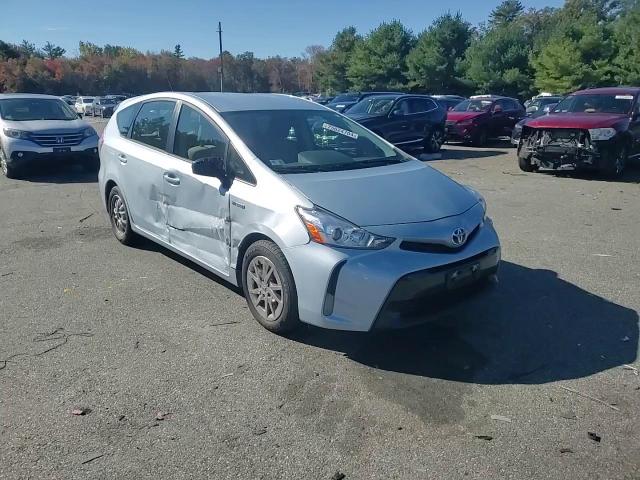 JTDZN3EUXFJ023908 2015 Toyota Prius V