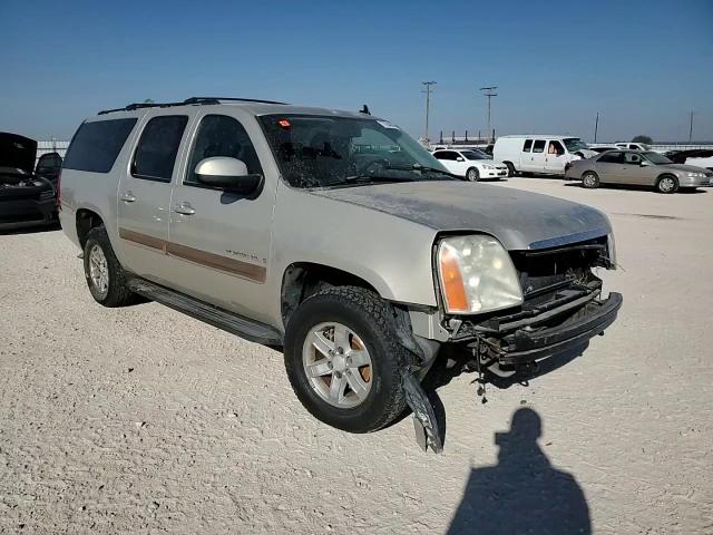 2007 GMC Yukon - Image 11
