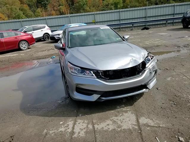 2017 Honda Accord - Image 13