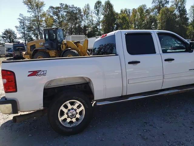 2012 Chevrolet Silverado - Image 14