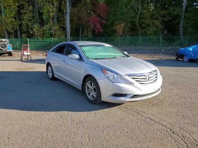 5NPEB4AC7CH443415 2012 Hyundai Sonata Gls