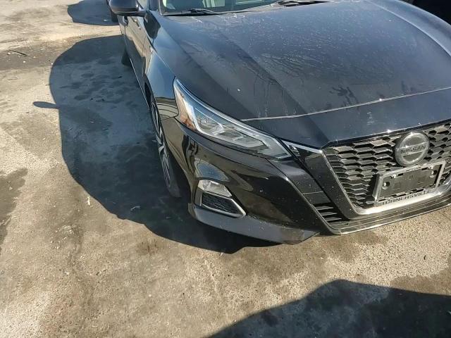 2020 Nissan Altima - Image 10