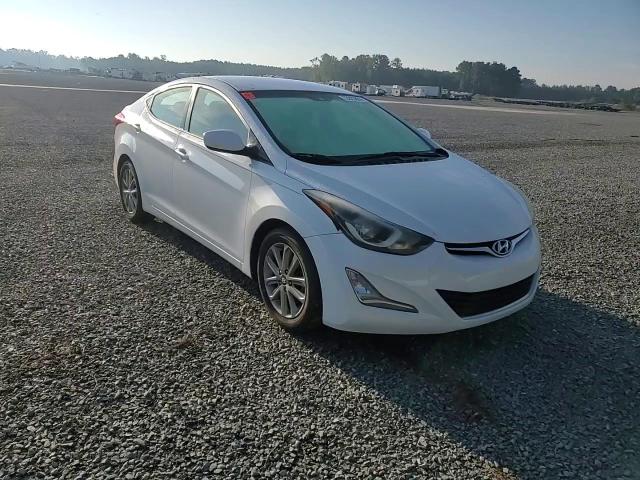 5NPDH4AE5GH656364 2016 Hyundai Elantra Se