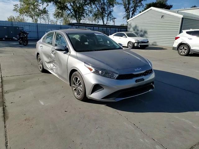 2023 Kia Forte Lx VIN: 3KPF24AD1PE652270 Lot: 75228364