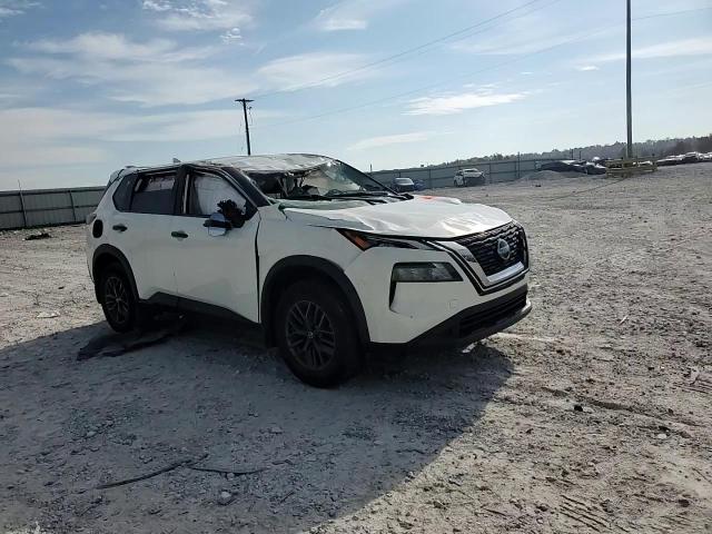 2021 Nissan Rogue - Image 11